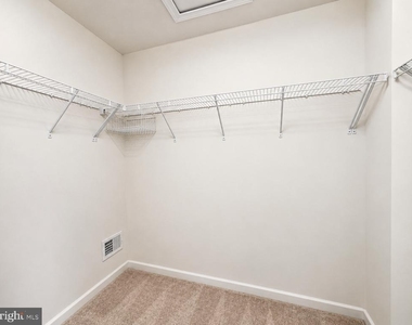 4811 Hicks Drive - Photo Thumbnail 17