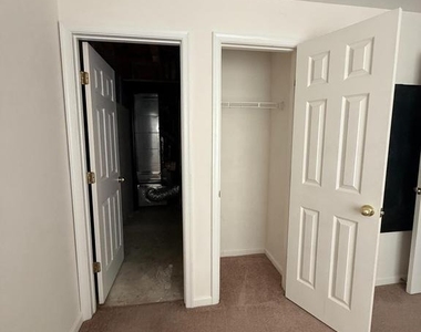 103 Cannon Court - Photo Thumbnail 13