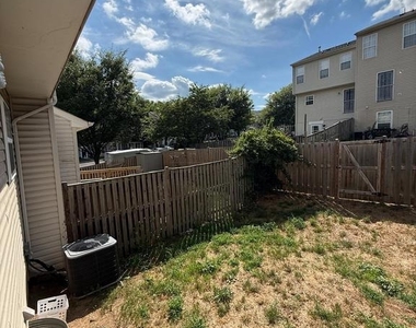 103 Cannon Court - Photo Thumbnail 18