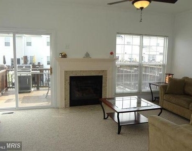 12303 Malvern Way - Photo Thumbnail 12