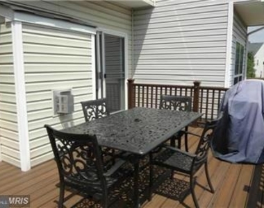 12303 Malvern Way - Photo Thumbnail 5