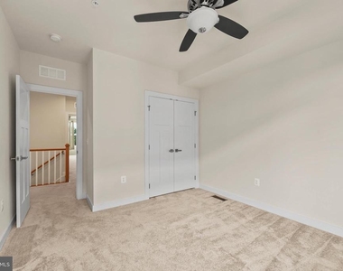 1733 Dunnington Place - Photo Thumbnail 22