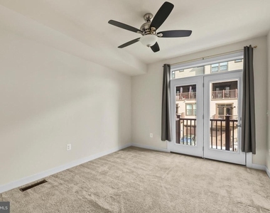1733 Dunnington Place - Photo Thumbnail 19