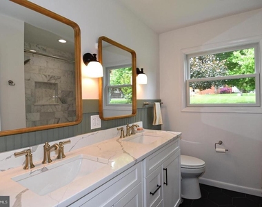 2 Cinnamon Fern Road - Photo Thumbnail 24