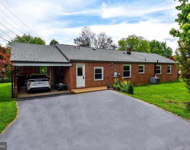 2 Cinnamon Fern Road - Photo Thumbnail 33