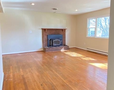 6226 Townsend Drive - Photo Thumbnail 12