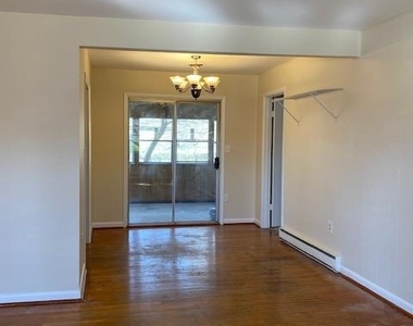 6226 Townsend Drive - Photo Thumbnail 6