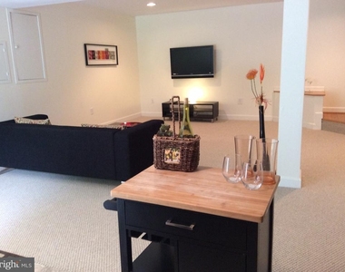 1506 Pennycress Lane - Photo Thumbnail 6