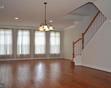 3059 Waterloo Lane - Photo Thumbnail 5
