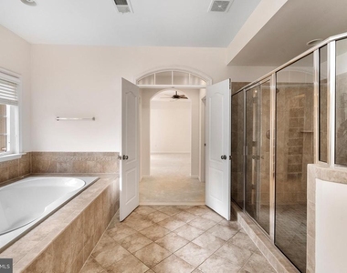 8880 Olive Mae Circle - Photo Thumbnail 23