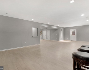 8880 Olive Mae Circle - Photo Thumbnail 47