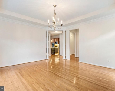 8880 Olive Mae Circle - Photo Thumbnail 11