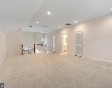 8880 Olive Mae Circle - Photo Thumbnail 38