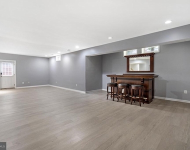 8880 Olive Mae Circle - Photo Thumbnail 46