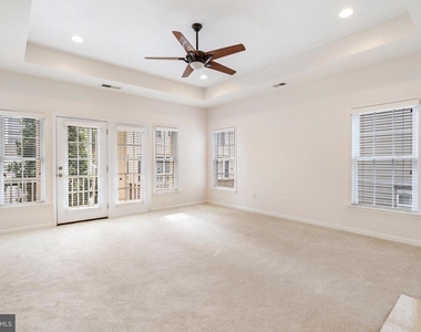 8880 Olive Mae Circle - Photo Thumbnail 33