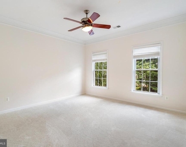 8880 Olive Mae Circle - Photo Thumbnail 30