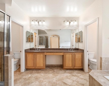 8880 Olive Mae Circle - Photo Thumbnail 20