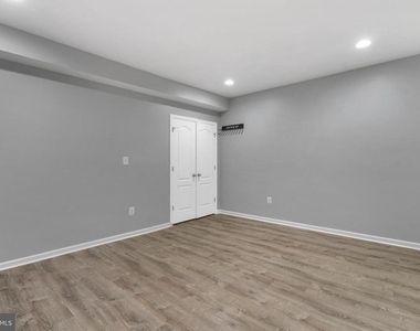 8880 Olive Mae Circle - Photo Thumbnail 48