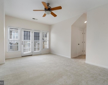 8880 Olive Mae Circle - Photo Thumbnail 44