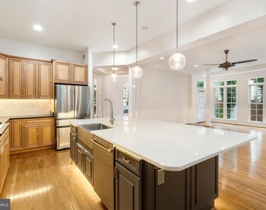 8880 Olive Mae Circle - Photo Thumbnail 5