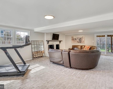12805 Point Pleasant Drive - Photo Thumbnail 21