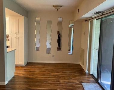 11643 Stoneview Square - Photo Thumbnail 9