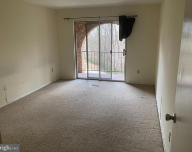 2601 Wagon Drive - Photo Thumbnail 16