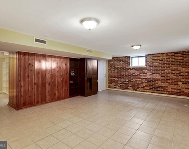 6807 Dean Drive - Photo Thumbnail 24