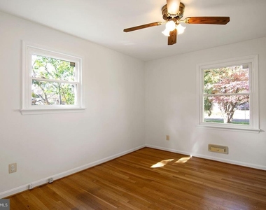 6807 Dean Drive - Photo Thumbnail 15