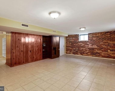 6807 Dean Drive - Photo Thumbnail 23