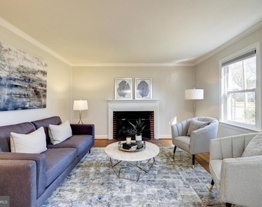 2900 Linden Lane - Photo Thumbnail 3