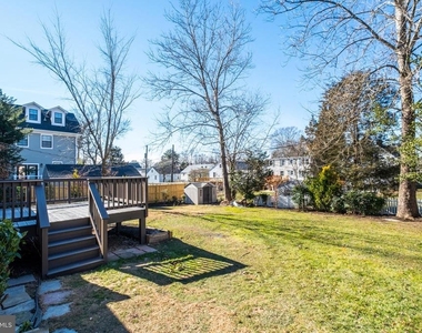 2900 Linden Lane - Photo Thumbnail 26