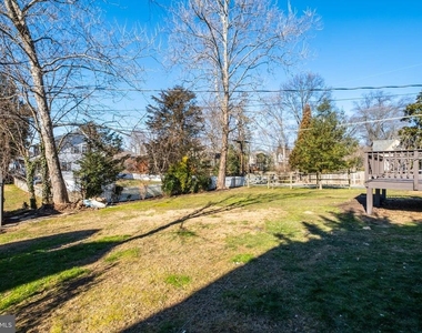 2900 Linden Lane - Photo Thumbnail 27