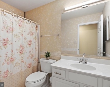 3738 Freehill Lane - Photo Thumbnail 27