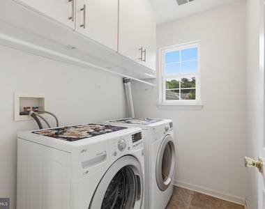 3738 Freehill Lane - Photo Thumbnail 28
