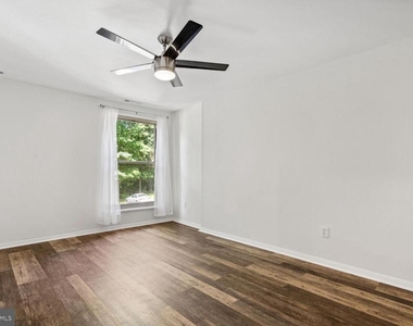 3326 Woodburn Village Drive - Photo Thumbnail 8