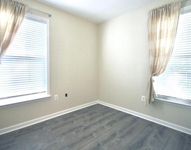 11401 Gate Hill Place - Photo Thumbnail 16