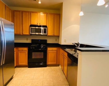 2665 Prosperity Avenue - Photo Thumbnail 3