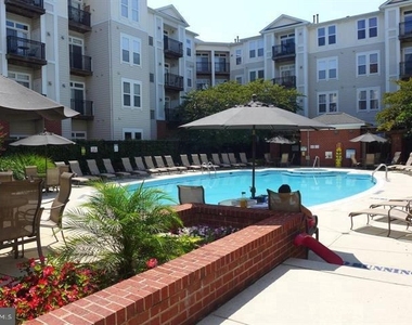 2665 Prosperity Avenue - Photo Thumbnail 20