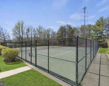 6601 Thackwell Way - Photo Thumbnail 19