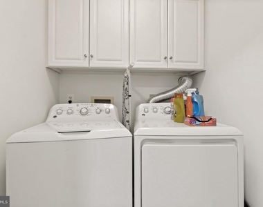6601 Thackwell Way - Photo Thumbnail 8