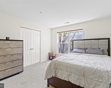 6601 Thackwell Way - Photo Thumbnail 11