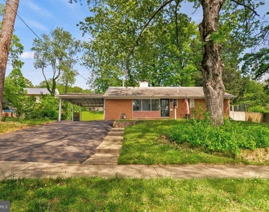6323 Howe Place - Photo Thumbnail 25