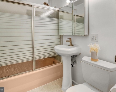 6323 Howe Place - Photo Thumbnail 23
