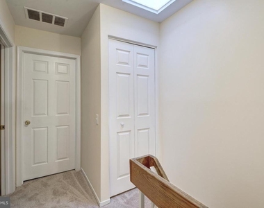 1502 Farsta Court - Photo Thumbnail 19