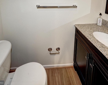 1502 Farsta Court - Photo Thumbnail 10
