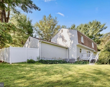 1518 Gingerwood Court - Photo Thumbnail 34