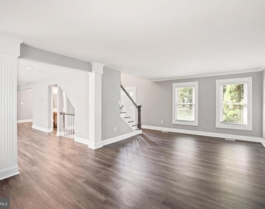1518 Gingerwood Court - Photo Thumbnail 8