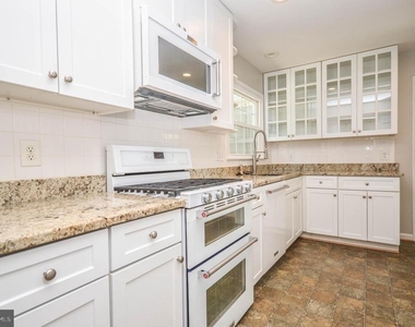 4805 Willet Drive - Photo Thumbnail 11