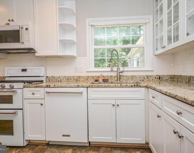 4805 Willet Drive - Photo Thumbnail 13